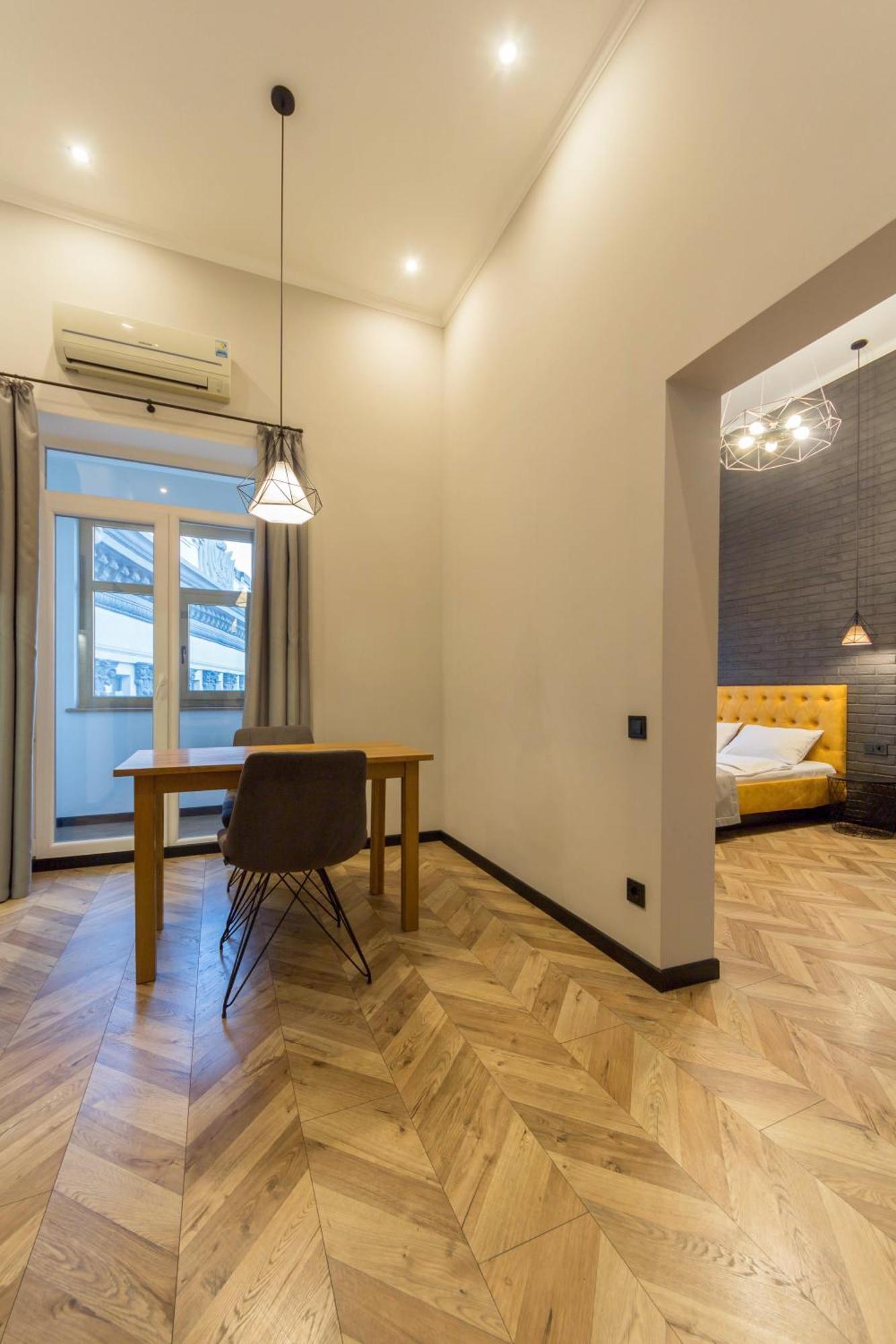 Central Apartments 키예프 외부 사진