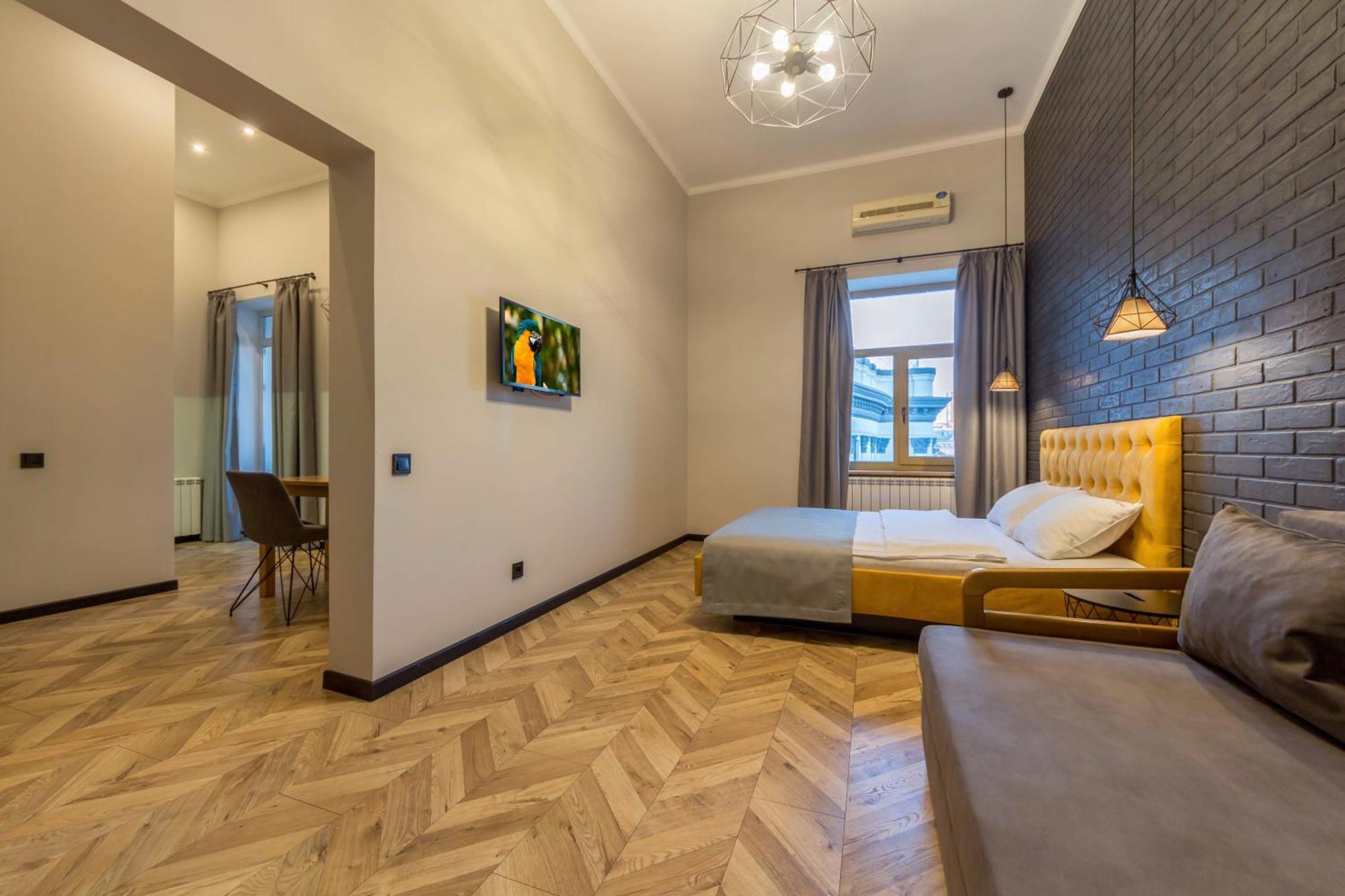 Central Apartments 키예프 외부 사진